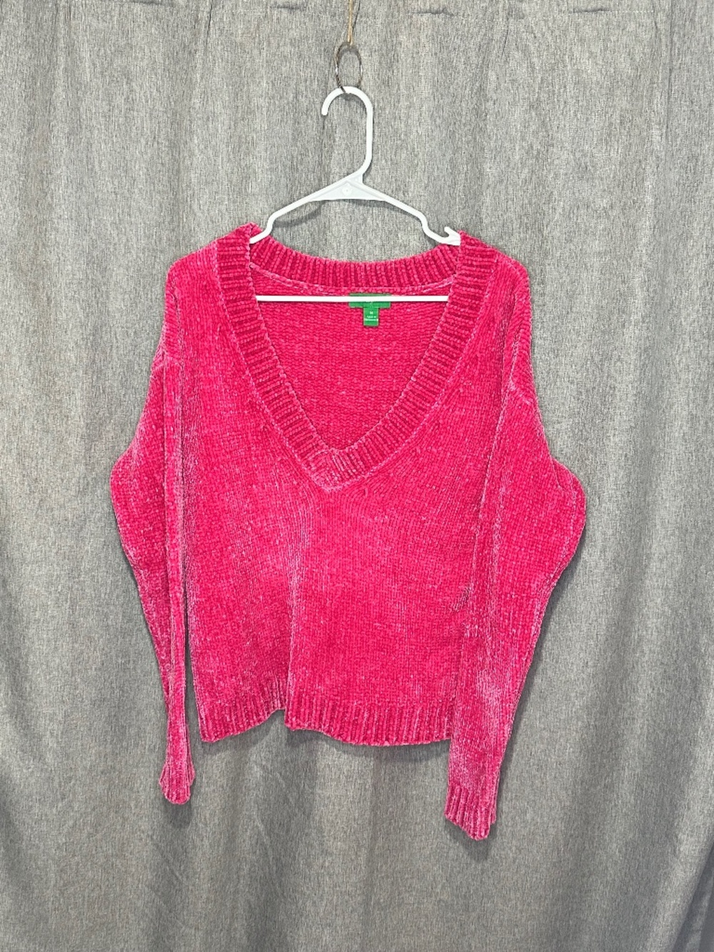 dip Hot Pink Chenille V-Neck Pullover Sweater - Size M